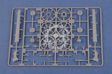 Model plastikowy IAR 80 HobbyBoss 81757 skala 1/48