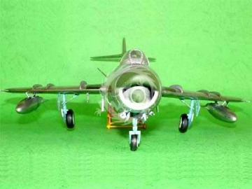 Mikoyan MiG-17PF Fresco (F-5A) Trumpeter 02206 skala 1/32