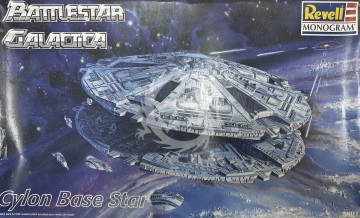 Cylon Base Star - Battlestar Galactica - Revell Monogram 3619 - 1/8500