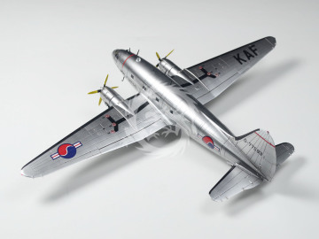 C-46D Commando Twin Engine Cargo Aircraft - Wolfpack WP14003 skala 1/144