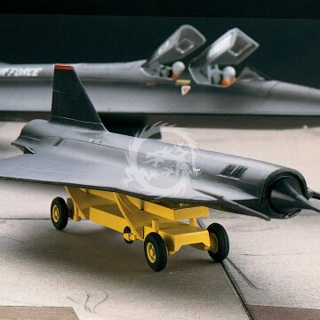 SR-71A Blackbird + dron Revell 15810 skala 1/72