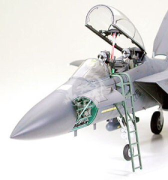 McDonnell Douglas F-15E Strike Eagle w/Bunker Buster Tamiya 60312 skala 1/32