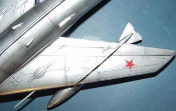 MiG-19 S Farmer C Trumpeter 02803 skala 1/48