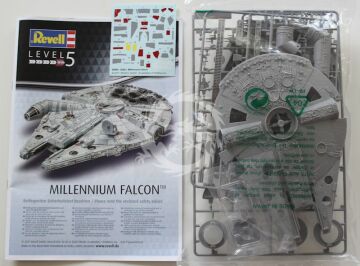 Millennium Falcon Master Series Revell 06880 skala 1/144