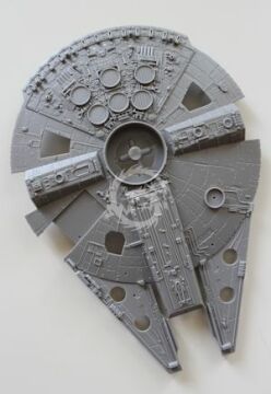 Millennium Falcon Master Series Revell 06880 skala 1/144