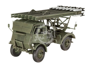 BM-13-16 on WOT 8 Revell 03338 skala 1/35