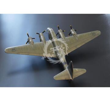 Piaggio P.108B 'Quadrimotore' Special Hobby 72406 skala 1/72