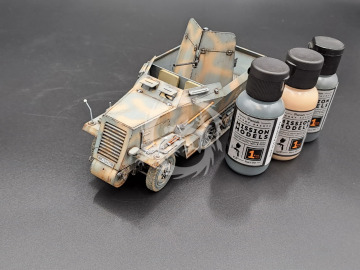 Schutzenpanzerwagen U304(f) mit 2 cm Flak 38-late version - Km Model 72009 skala 1/72