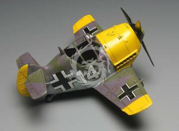 Model plastikowy WWII Luftwaffe Messerschmitt Bf-109 Tiger Model TM-103 skala 1/Egg