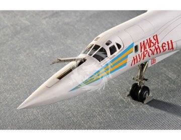 TU-160 Blackjack Bomber Trumpeter 01620 skala 1/72