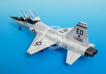 Model plastikowy T-38A Talon 'USAF', Wolfpack WP10001 skala 1/48