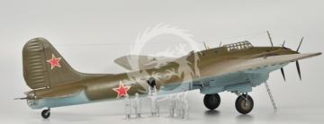 Model plastikowy Petlyakov Pe-8 ON 