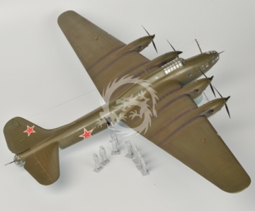 Model plastikowy Petlyakov Pe-8 ON 